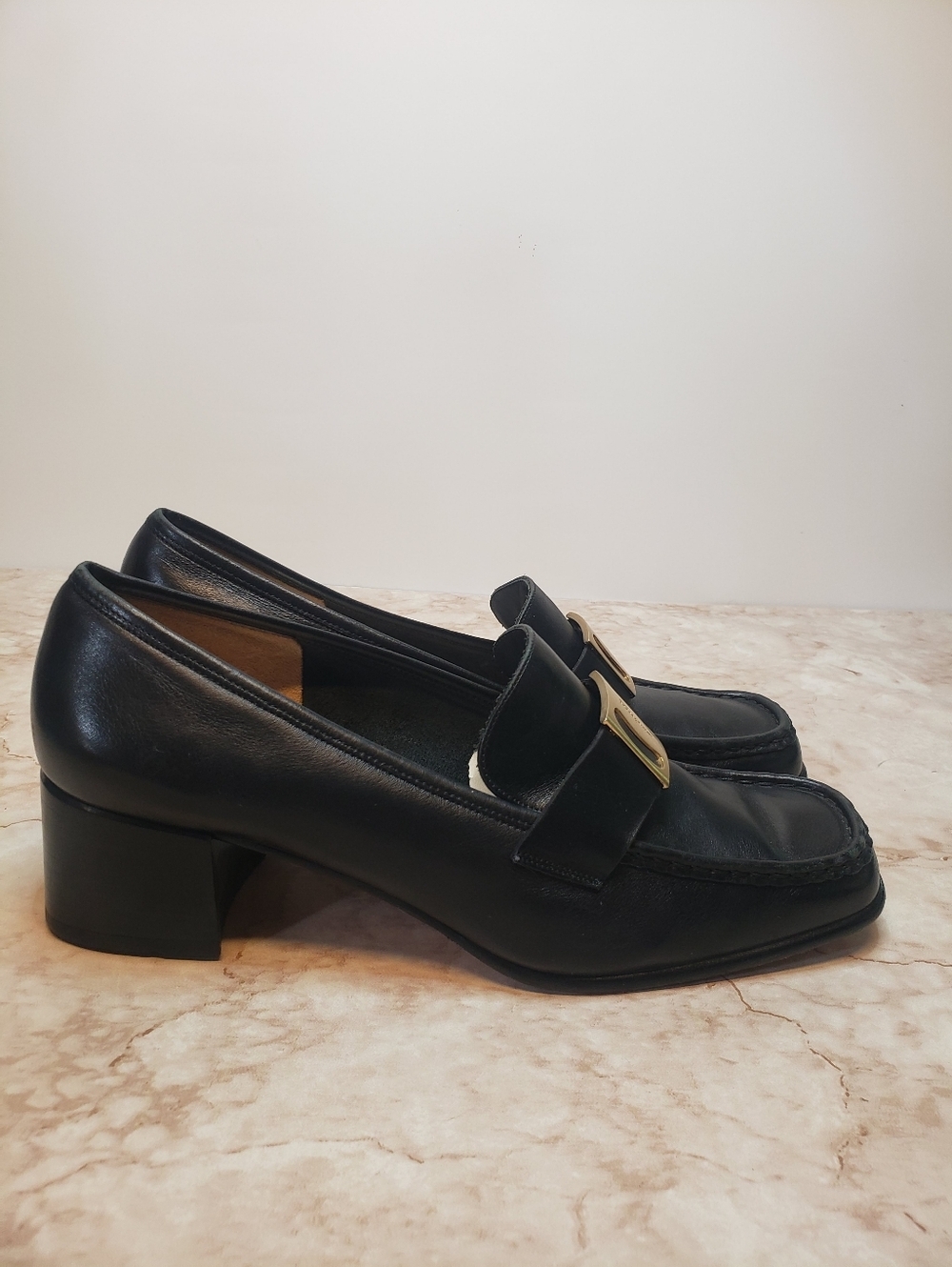 Salvatore Ferragamo Black Leather Women's Heeled Loafers with Gold Buckle 38 - Picture 3 of 6